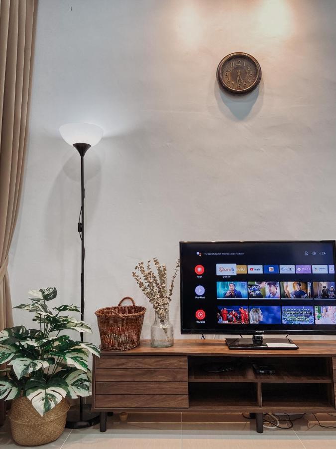De Jara Guesthouse Dungun For Malay Экстерьер фото