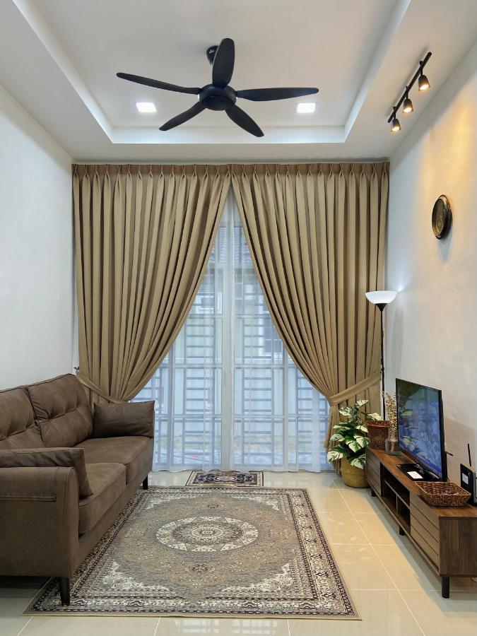 De Jara Guesthouse Dungun For Malay Экстерьер фото