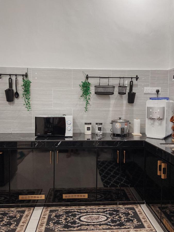 De Jara Guesthouse Dungun For Malay Экстерьер фото